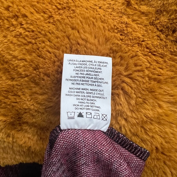 Smart Set Cropped Plaid Top - Picture 6 of 6